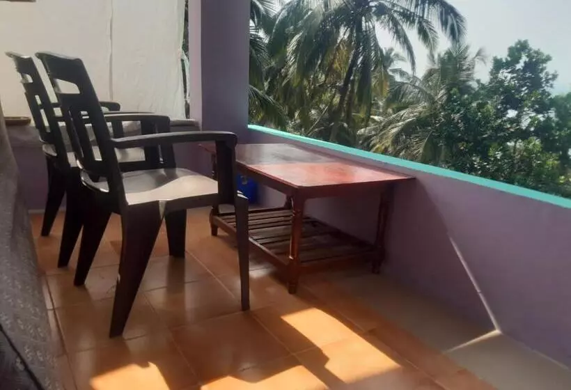 ペンション Om Ganesh Guest House Cliffside