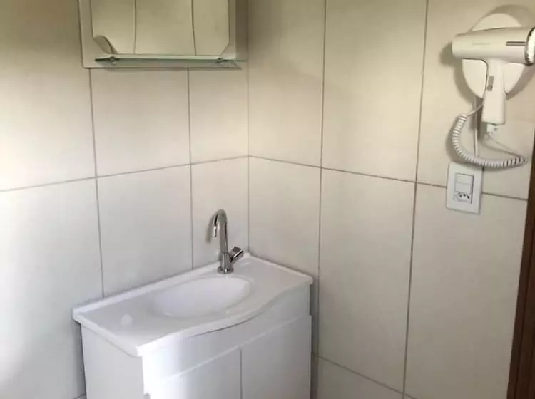 Majatalo Pousada Abraço Serrano