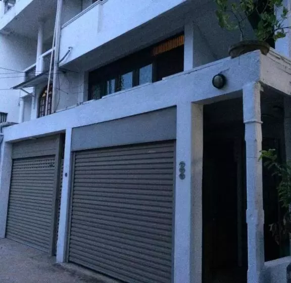 ペンション Rr House