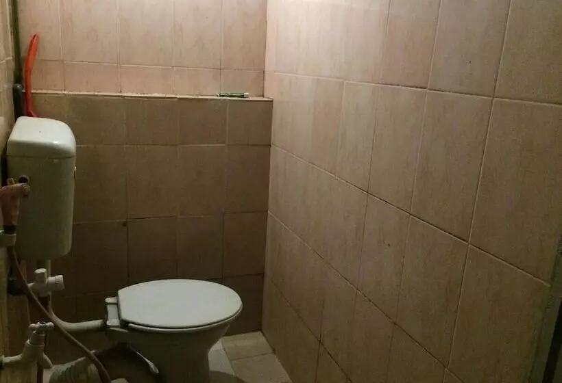 ペンション Rr House