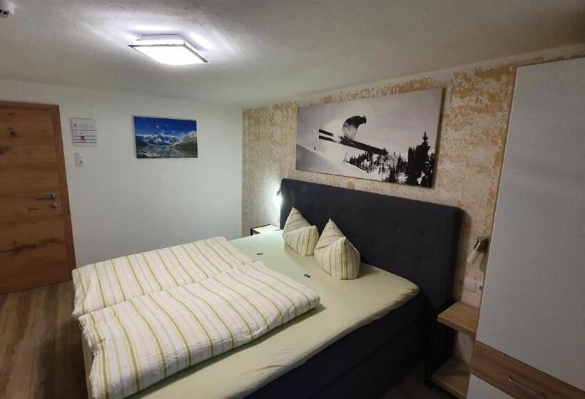 هاستل Gasthof Pension Santeler