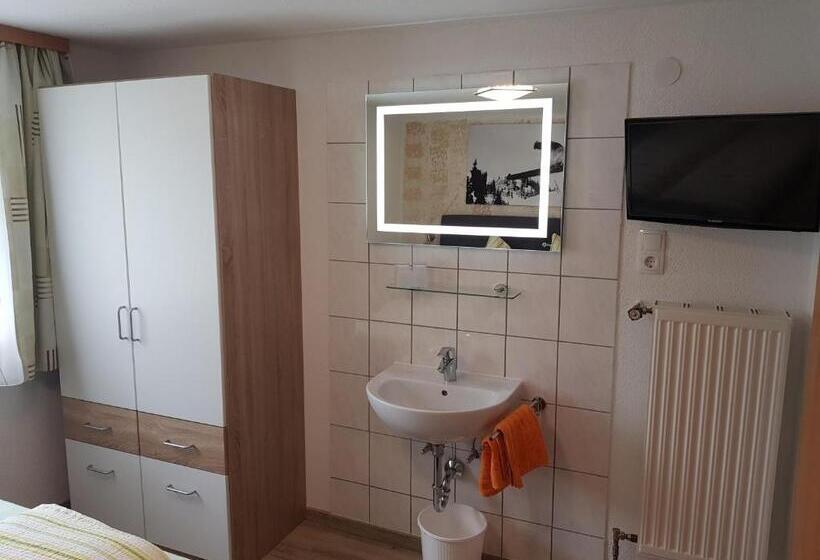 هاستل Gasthof Pension Santeler