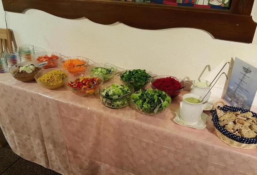 هاستل Gasthof Pension Santeler