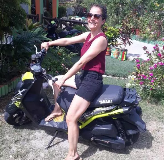 ユースホステル Posada Ashanty