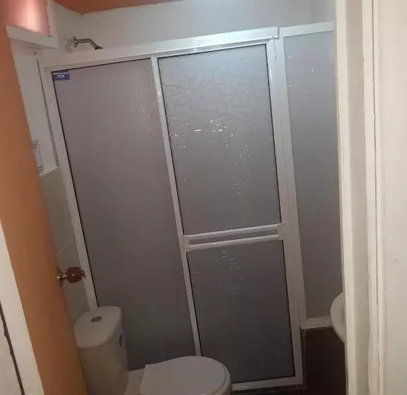 ユースホステル Posada Ashanty