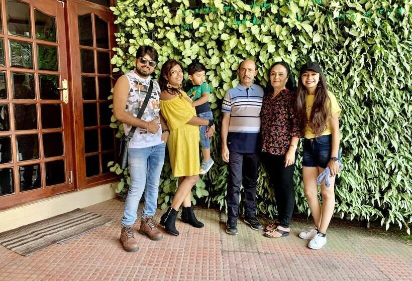 酒店 Thayamkery S Royal Inn