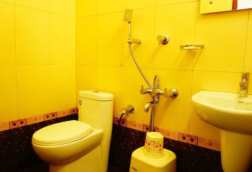 酒店 Thayamkery S Royal Inn