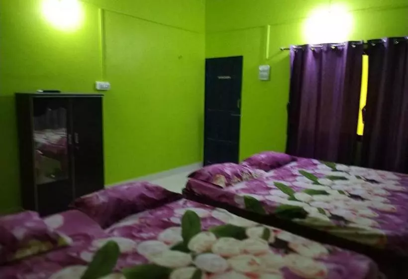 Majatalo Badami Cottage