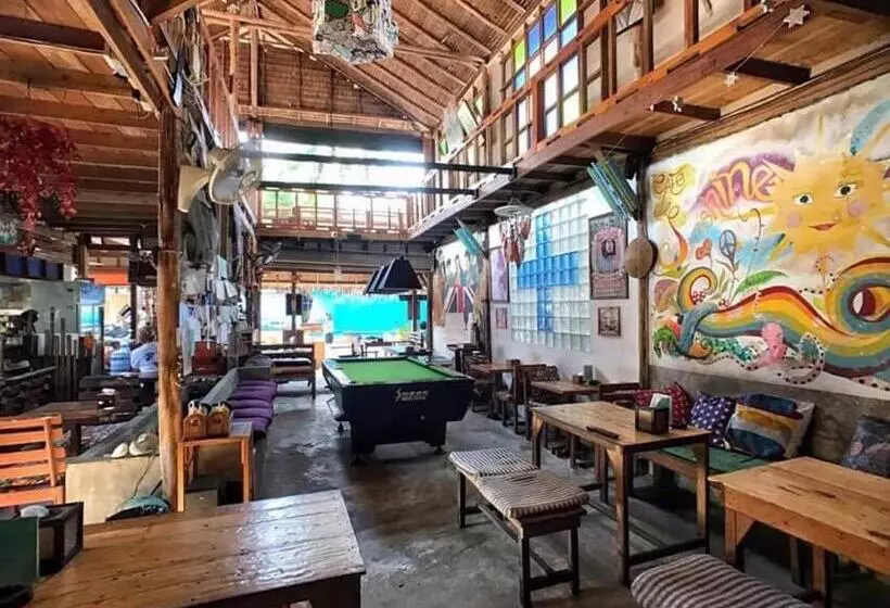 Majatalo Cafe Del Sunshine