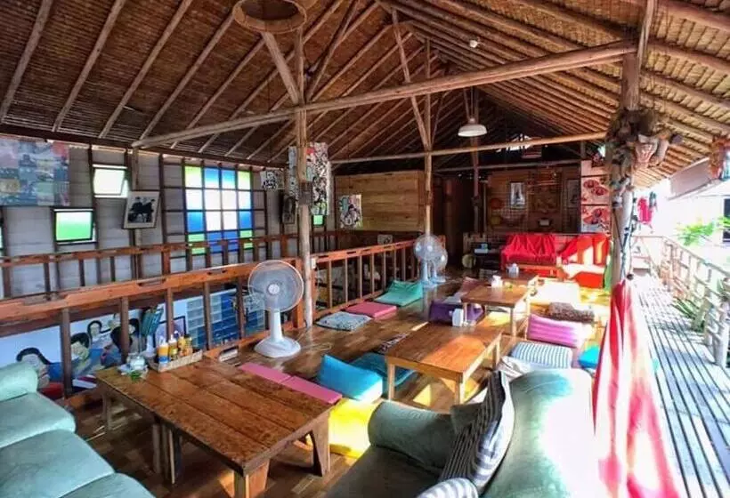 Majatalo Cafe Del Sunshine