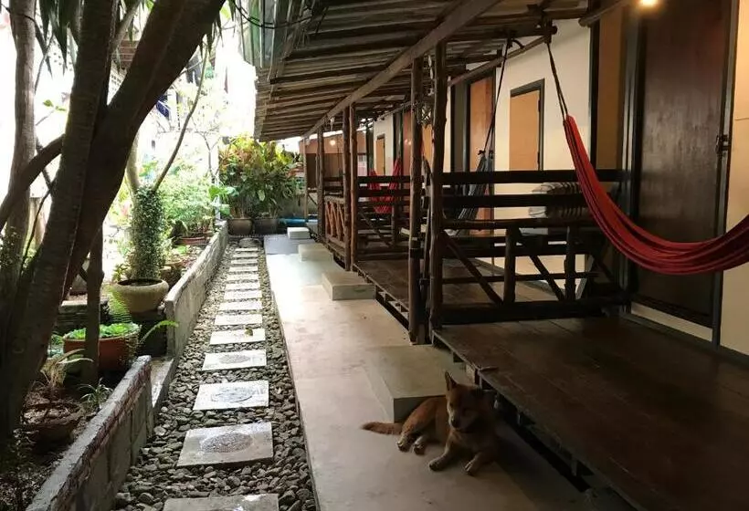 Majatalo Cafe Del Sunshine