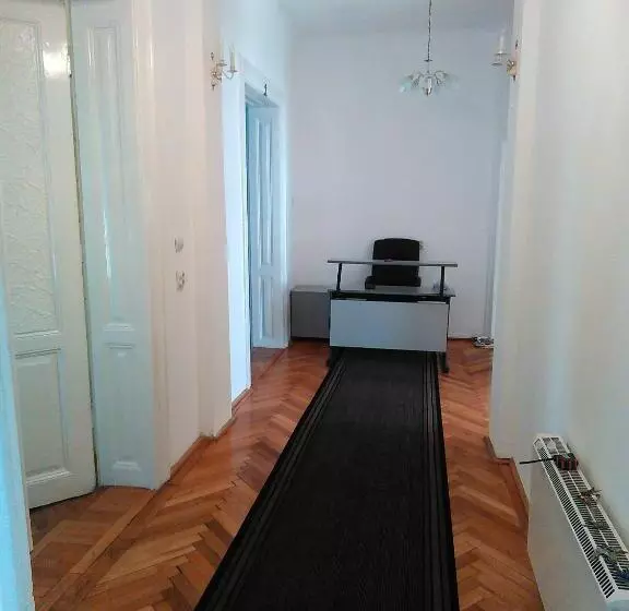 پانسیون Casa Anda