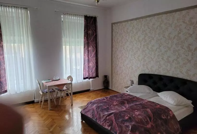 پانسیون Casa Anda
