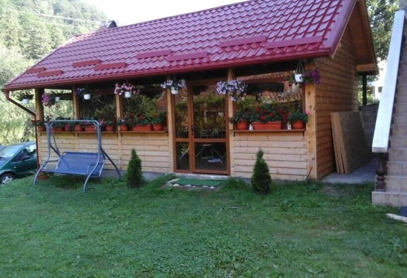 پانسیون Casa Krista