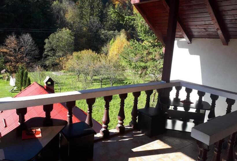 پانسیون Casa Krista