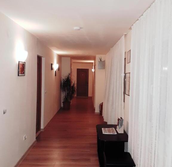 پانسیون Casa Krista