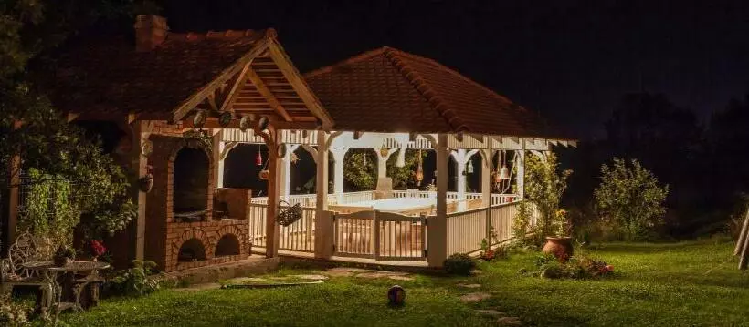Majatalo Conacul Paloși