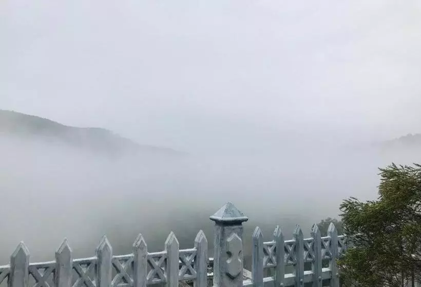 ペンション Ella Nature Rock