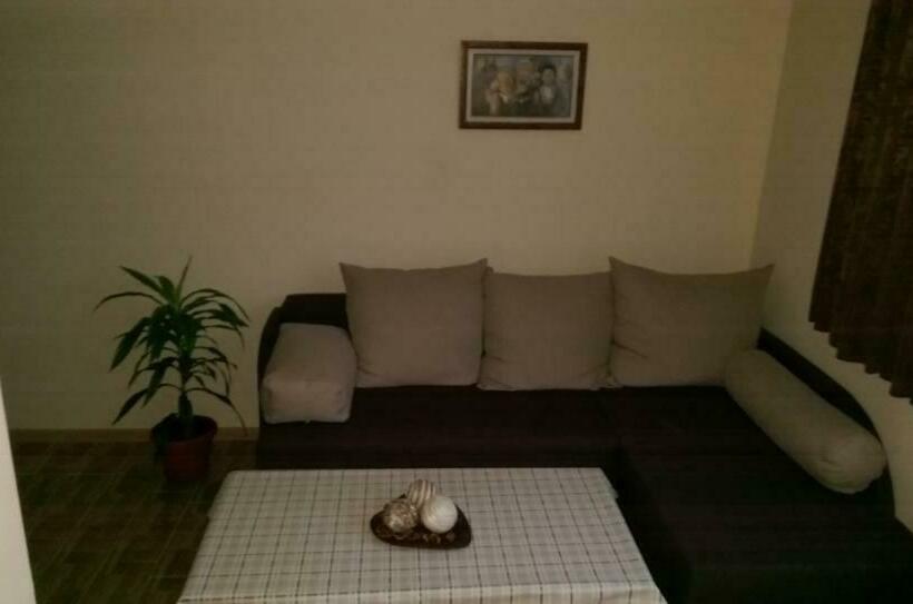 پانسیون Guest House Elena