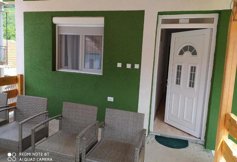 پانسیون Guest House Vila Banjica