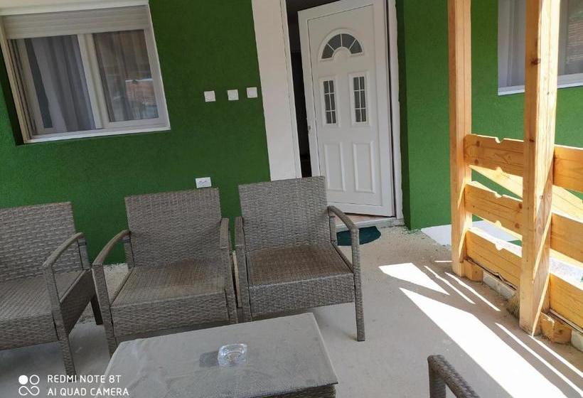 پانسیون Guest House Vila Banjica