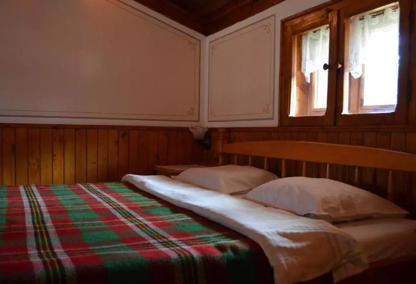 پانسیون Guest House Zlatniyat Telets