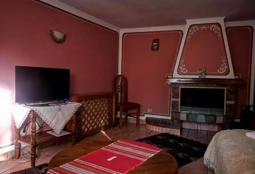 پانسیون Guest House Zlatniyat Telets