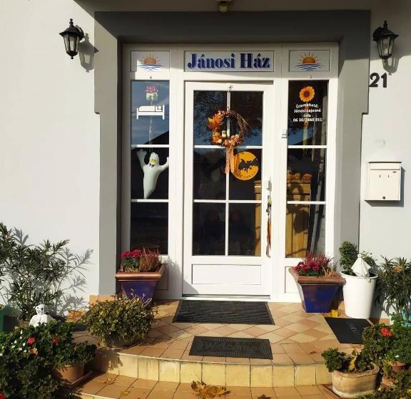 Пансион Jánosi Vendégház