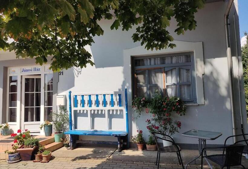 Пансион Jánosi Vendégház