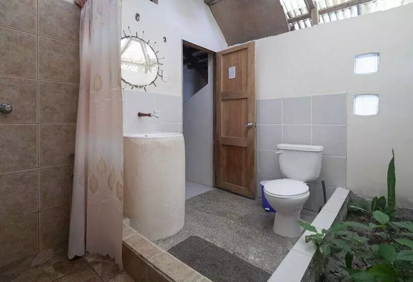 Majatalo La Casa Mompiche