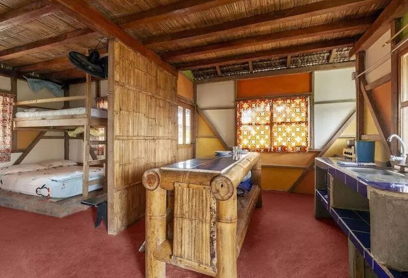 Majatalo La Casa Mompiche