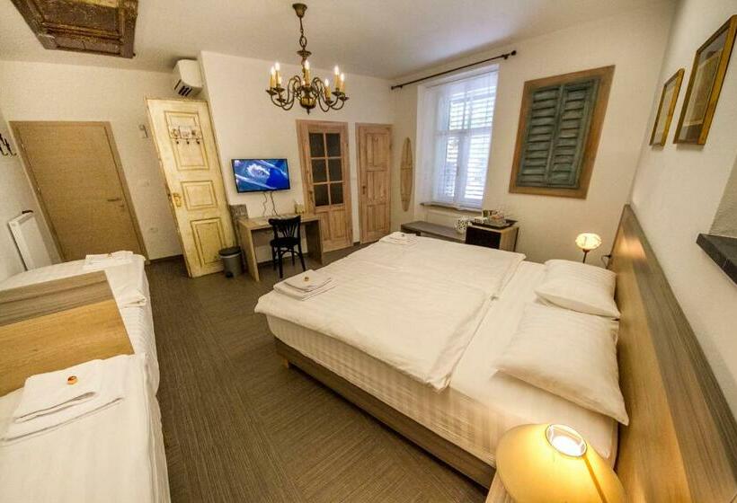 پانسیون Oh Apartments & Rooms