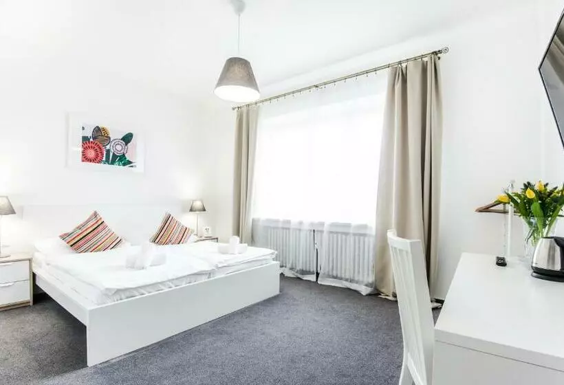 ペンション Petit Dependance