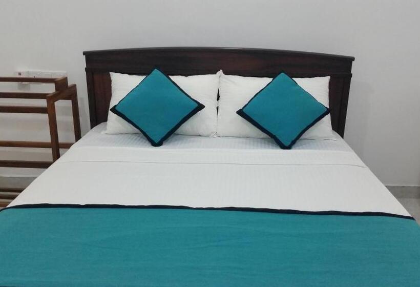 پانسیون Sunhill Lake Tourist Rest