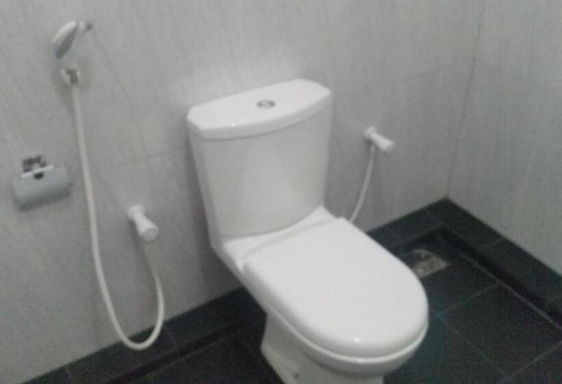 پانسیون Sunhill Lake Tourist Rest