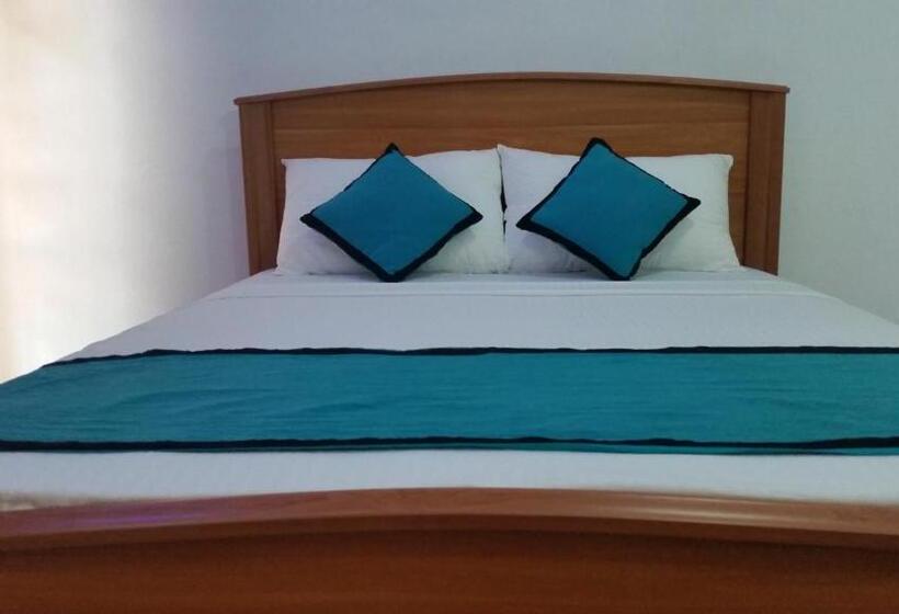 پانسیون Sunhill Lake Tourist Rest