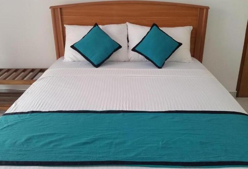 پانسیون Sunhill Lake Tourist Rest