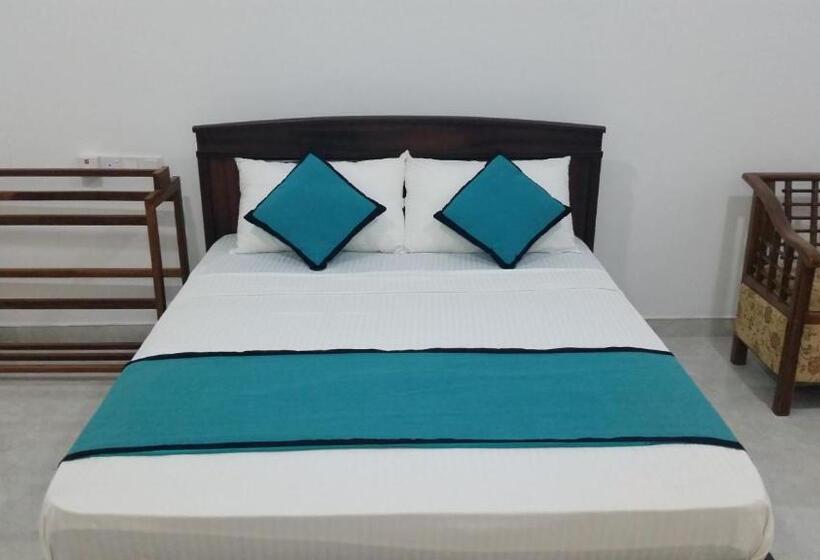 پانسیون Sunhill Lake Tourist Rest