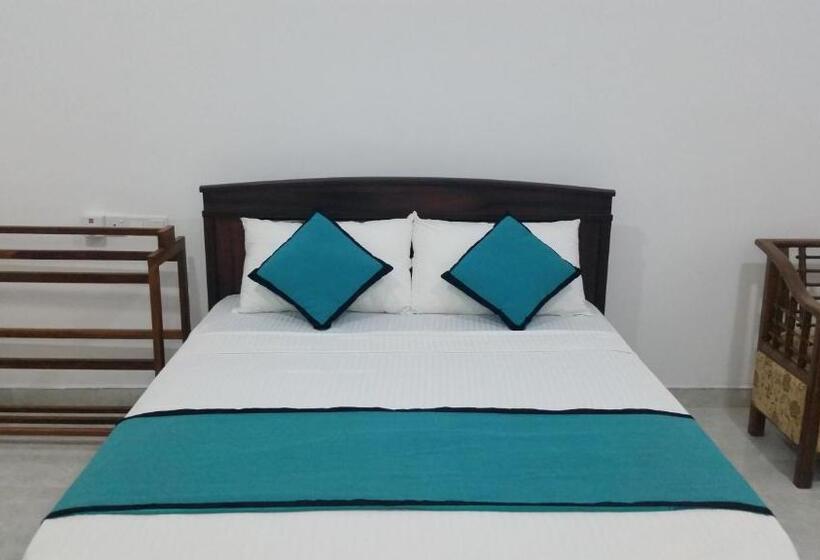 پانسیون Sunhill Lake Tourist Rest