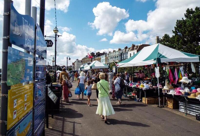 פנסיון The Devonhurst