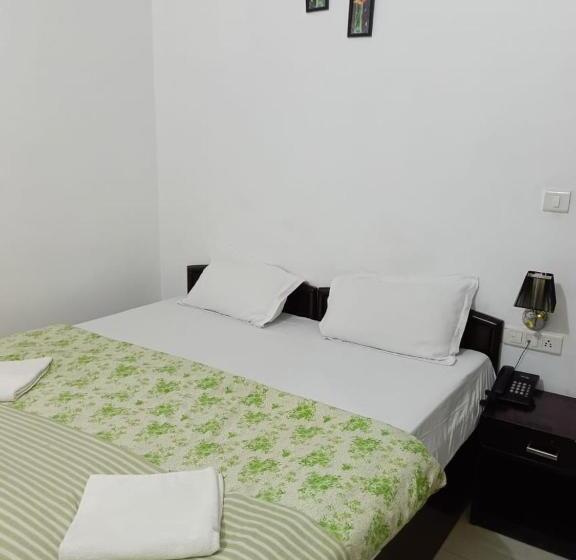 Majatalo The Royal Lake View Villa