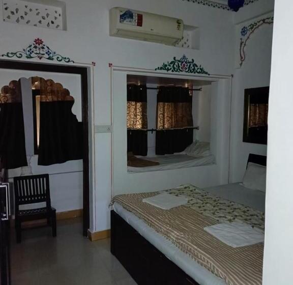 Majatalo The Royal Lake View Villa