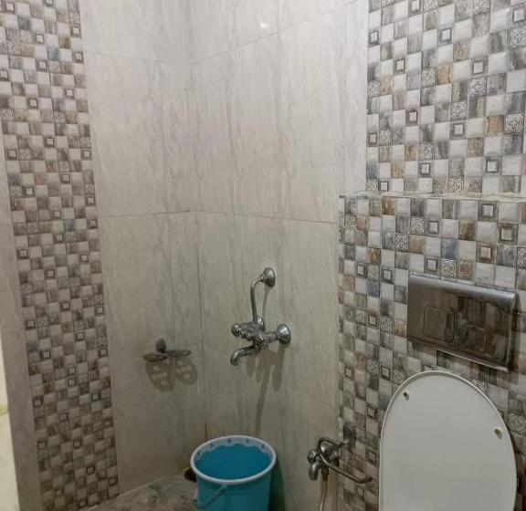 Majatalo The Royal Lake View Villa