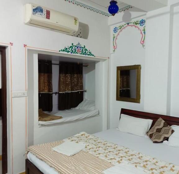 Majatalo The Royal Lake View Villa