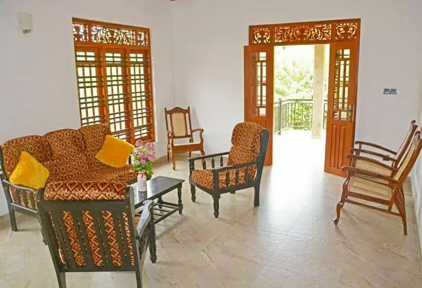 ペンション Villa Chaya