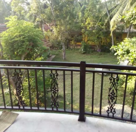 ペンション Villa Chaya