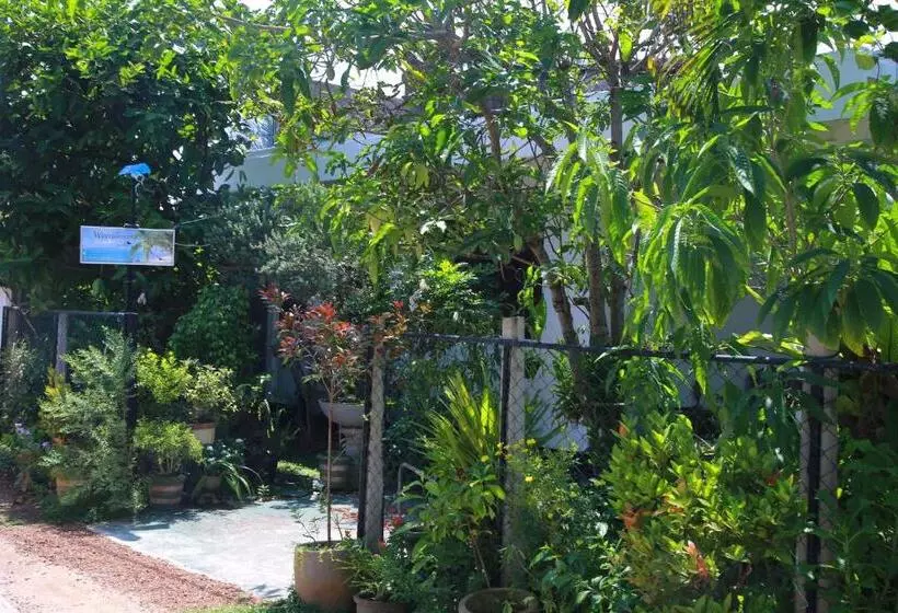 پانسیون Weerakoon Garden Guest