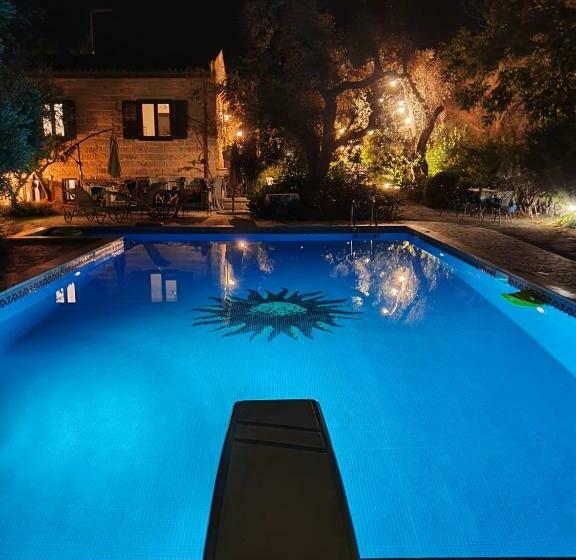 مبيت وإفطار Casa Ulmi Con Piscina