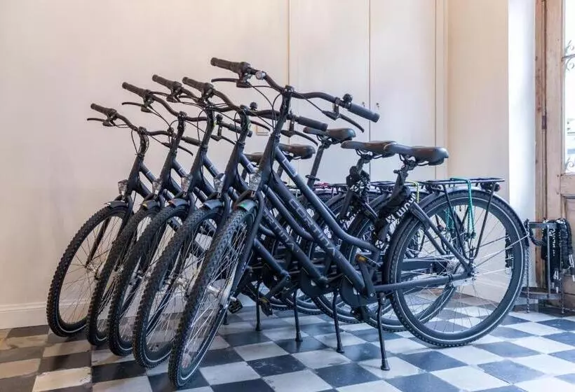 ペンション Alphabed & Bike
