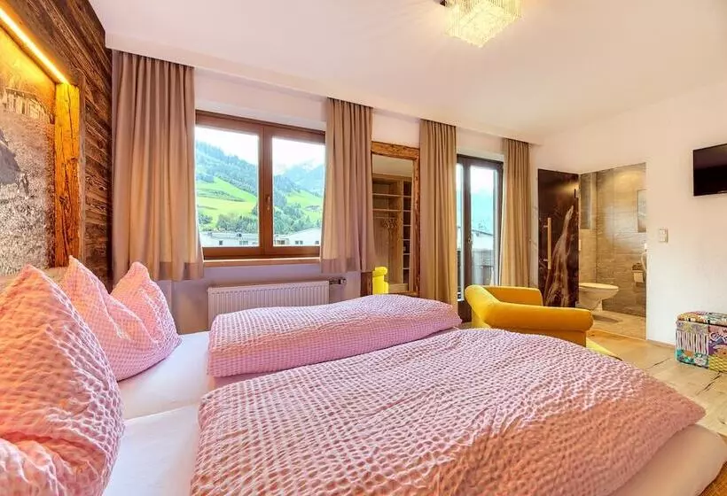 ペンション Atelier Garni Astei